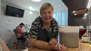 Делаем желе из красной и белой смородины. Жарю на обед кабачки с сыром..