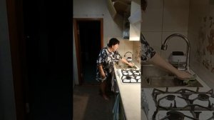 Не успела посадить огурцы 🥒 темнеет очень быстро.