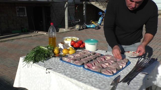 РЕЦЕПТ УХИ НА ДРОВАХ🐟🍲 смотреть онлайн