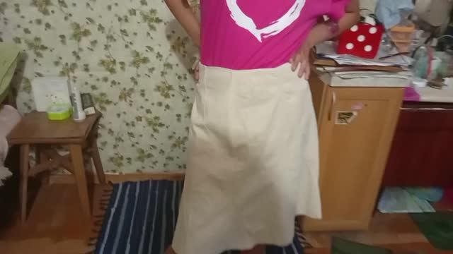 Ушиваем юбочку смотреть онлайн