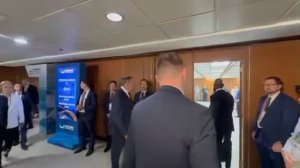 Лавров и Рубио проводят встречу в Маниле.

Накануне российский министр сообщил, что спросит у госсек