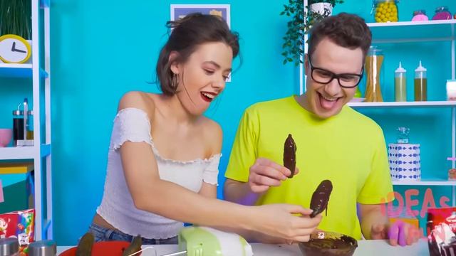 Кто Хуже Нарисует, тот это Съест Челлендж # Смешные Моменты от Ideas4Fun Challenge смотреть онлайн