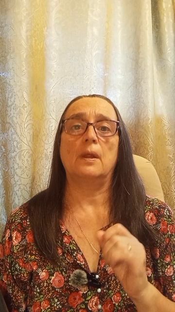 Пока ты боишься упасть — ты уже лежишь.