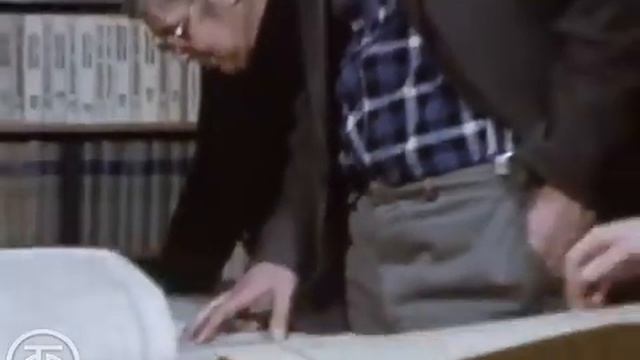 Москвичи говорят о том, что они хотели бы взять в XXI век. Новости. Эфир 27 декабря 1989 смотреть онлайн