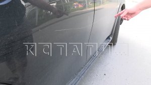 Гвоздь стал орудием преступления, от которого пострадали десятки машин в Канавинском районе