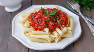 🍅 Лучший итальянский соус для Макарон. Готовим Пенне Аррабиата, умеренно острая Паста