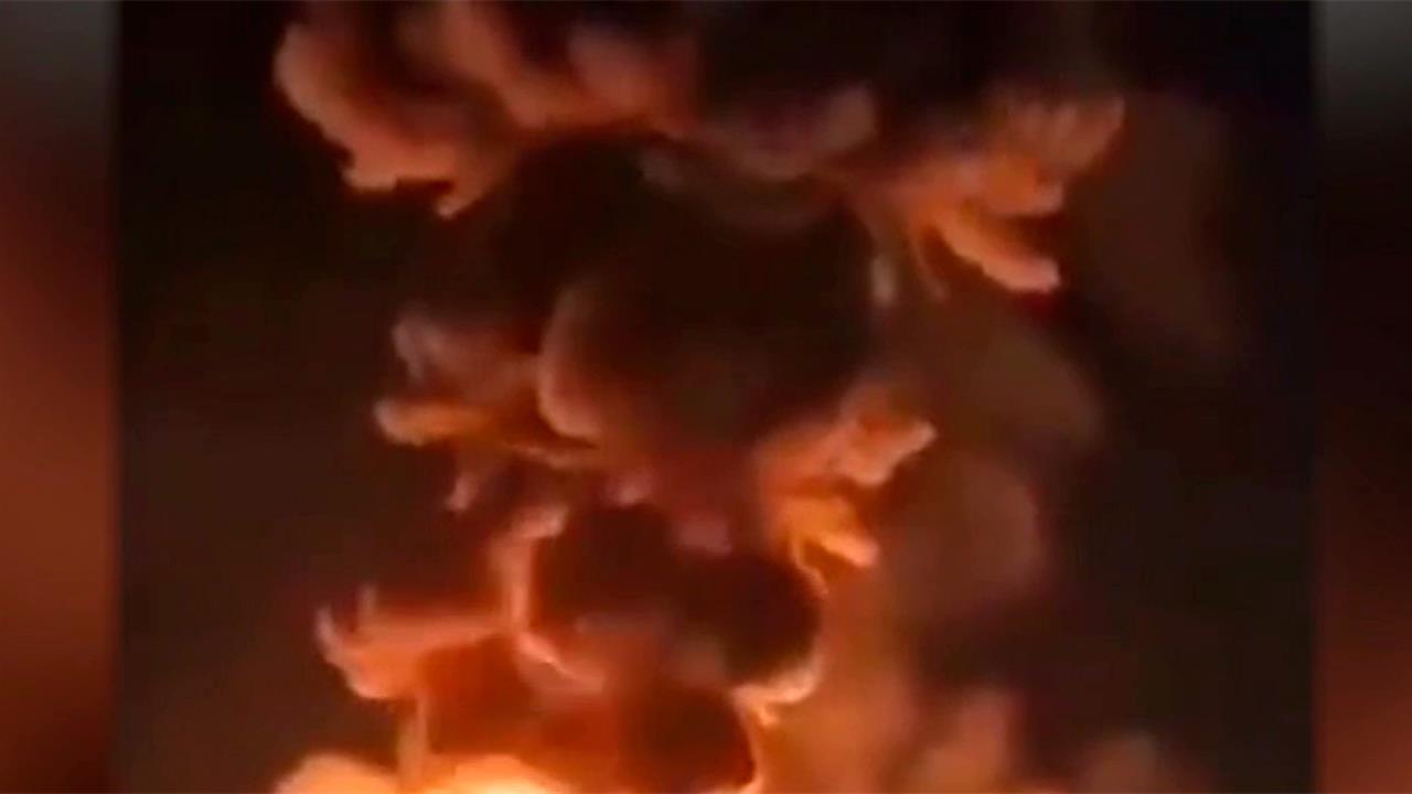 Американские базы полыхают одна за одной на Ближнем Востоке. смотреть онлайн