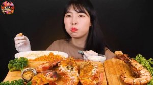 Мукбанг - морепродукты и креветки и лобстер - большая порция