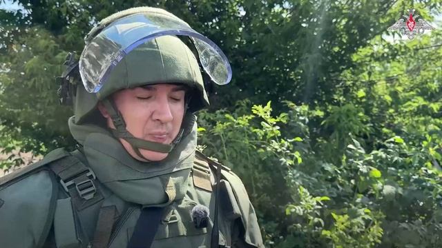 Разминирование подъездных маршрутов и гражданской инфраструктуры смотреть онлайн
