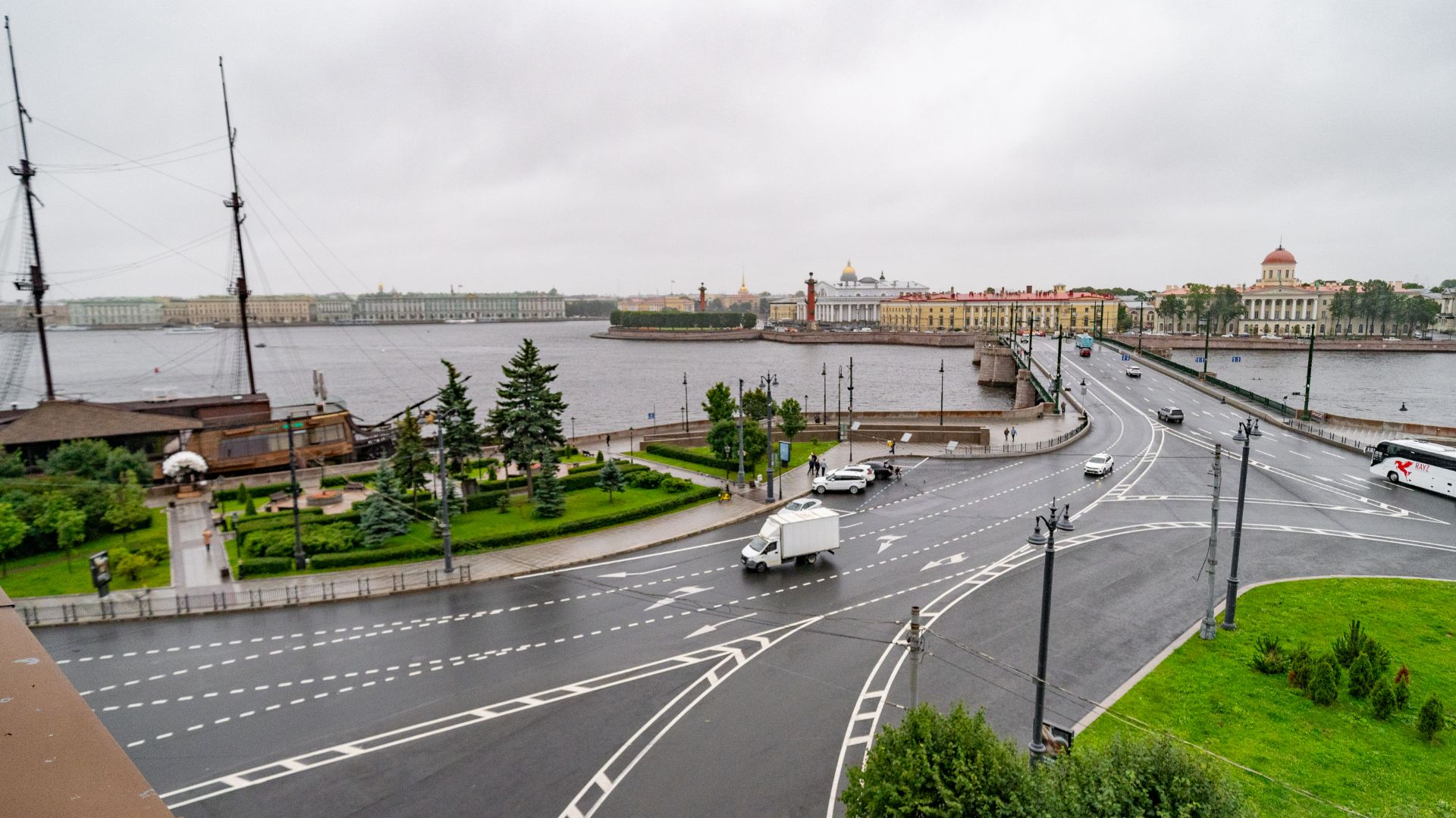 видовая квартира в Санкт-Петербурге, много комнат