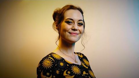 Taking The Perfect Actor's Headshot смотреть онлайн