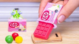 ВКУСНЫЙ ТОРТ KITKAT С МИНИ-ДЕКОРОМ ИЗ КЛУБНИКИ И ШОКОЛАДА