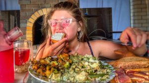 МУКБАНГ СВИНОЖОР ЛЮБИМОЙ ВКУСНЯШКИ ПРО ЗНАКИ ЗОДИАКА