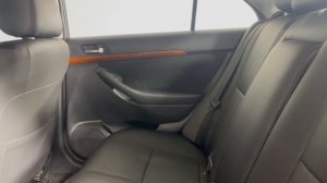 Toyota Avensis 05476