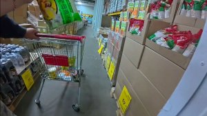 СКАНДАЛИТЬ НЕ ХОЧУ И НЕ БУДУ! ПОПИЛИ В КАФЕ КОФЕ КУПИЛИ ПРОДУКТОВ