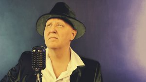 Я ПО ТЕБЕ СХОЖУ С УМА