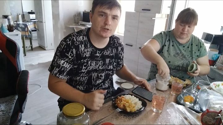СЛУЧИЛОСЬ НЕВЕРОЯТНОЕ! / ПРОБУЮ ВКУСНЕЙШИЙ КАБАЧЁК С СЫРОМ ПАЛЬЧИКИ ОБЛИЖЕШЬ 😋 смотреть онлайн