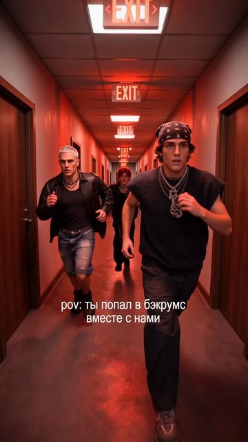 Поэтому продолжаем экспериментировать с визуальными историями.  Иногда даже заглядываем в закулисье…