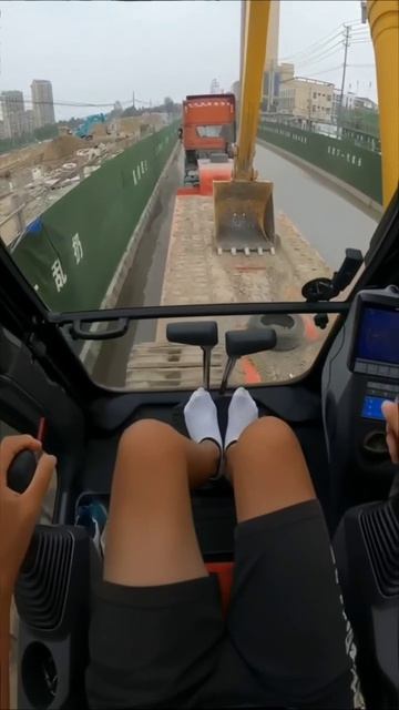 Самопогрузка экскаватора