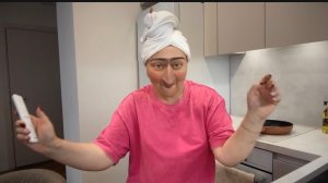 СНИМИТЕ С МЕНЯ МАСКУ 🤣 В ОТПУСК  НИКТО НЕ ЕДЕТ 😒