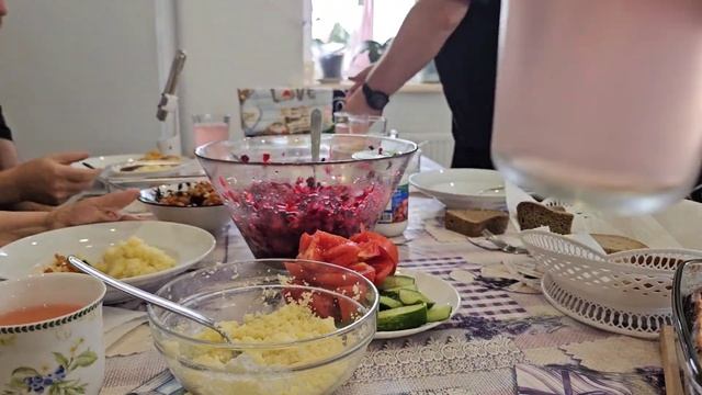 Сытники- Всё съели смотреть онлайн