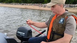Первый запуск мотора 9.8 Китайский лодочный мотор, испытания, все пошло не по плану.