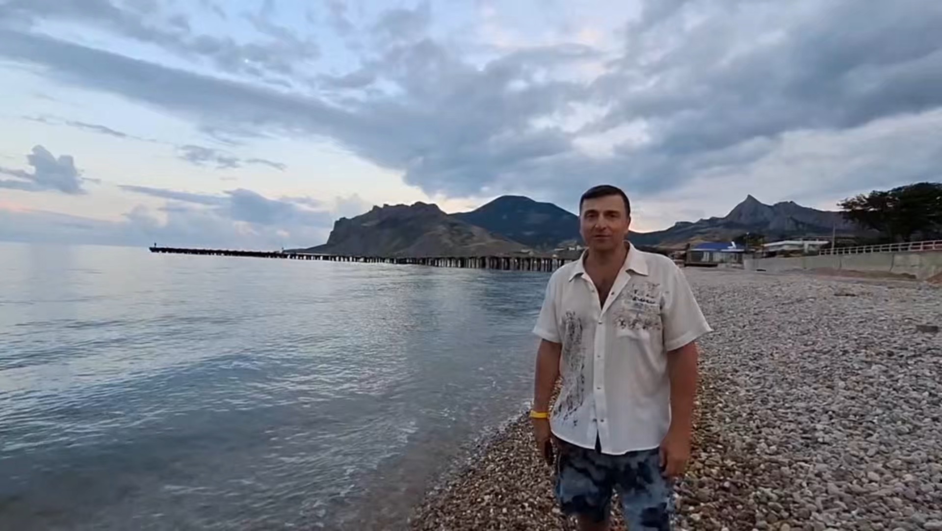 Аварийный пирс Коктебеля: советское наследие, которое не вписалось в новую набережную. Крым 2026