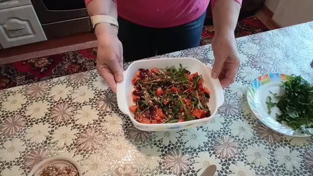 Этот САЛАТ просят ВСЕ! 💥 Просто смешала запеченная морковь + фасоль И сделала ШЕДЕВР! смотреть онлайн