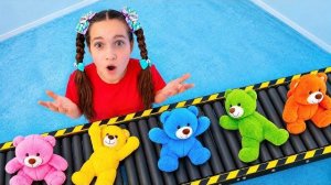 Софья открыла фабрику игрушек