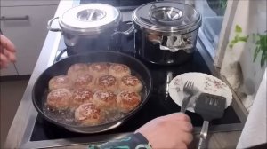 Котлеты с тушёной капустой и пюрешечка! Домашняя еда Кухня Рецепты  #еда