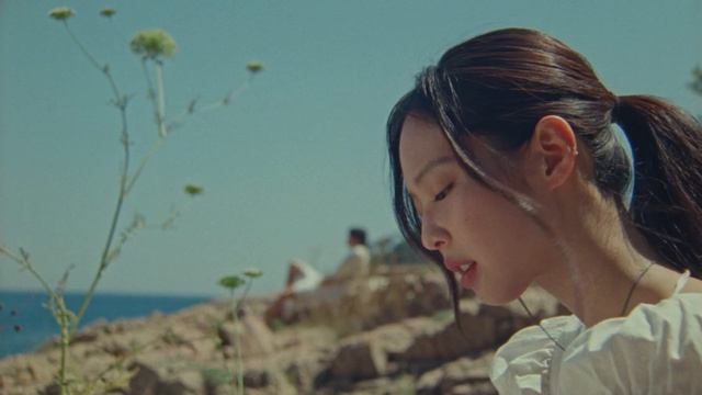 BLACKPINK JENNIE - Less than a Lover смотреть онлайн