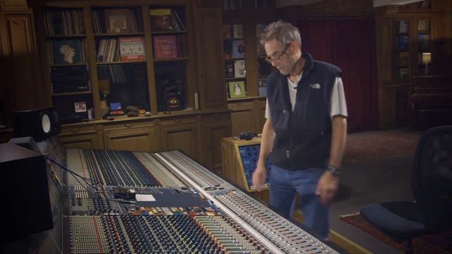 3. Console setup, Pro Tools levels, signal flow, outboard gear, mic preamps, gain structure смотреть онлайн