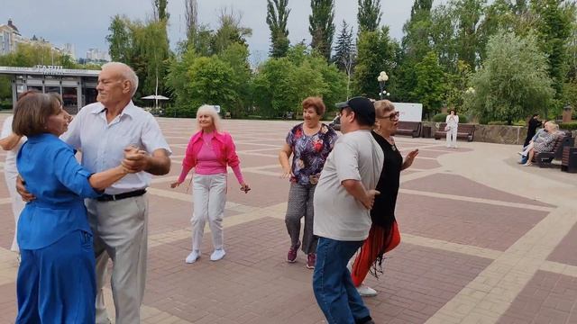 24 июля.Эх по улице.... смотреть онлайн