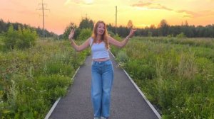 Замечательная весёлая песня＂Девушка с Урала＂