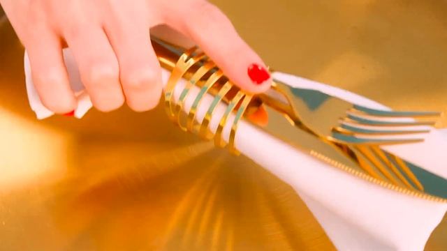 Бедная vs Богатая vs Ультра Богатая еда Челлендж # Потрясающие Кухонные Лайфхаки PaRaRa Challen смотреть онлайн