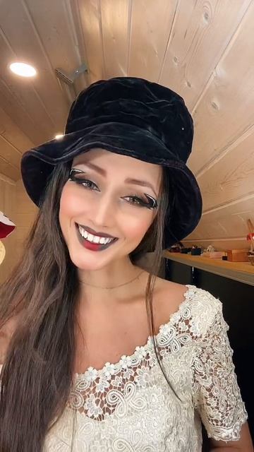 Сама милота. Макияж.