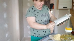 ПРОСТАЯ ЖИЗНЬ 45 //ПРИГОТОВИЛА КАБАЧКИ С СЫРОМ\\ ВЕЧЕРОМ ВО  ДВОРЕ// ЖИЗНЬ КАК ЕСТЬ