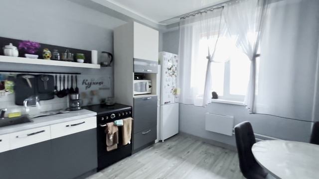 10-й микрорайон, 27, смотреть онлайн