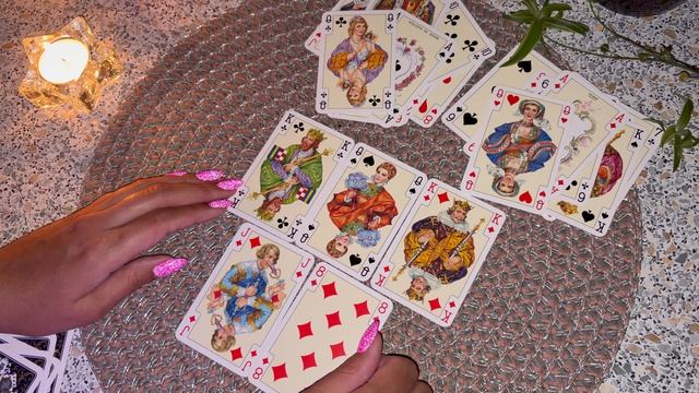 Крестовый король. Гадание на игральных картах смотреть онлайн