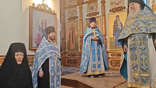 ПОЗДРАВЛЯЕМ ОТЦА АНТОНИЯ.