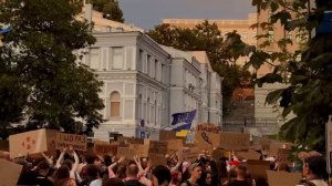 Прям на рассвете,‼️🇺🇦🏴☠️В Киеве и других городах снова «картонный Майдан» с требованием к Зеленс