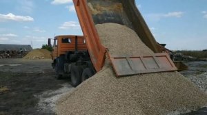Самосвалы Камаз-55111 в работе