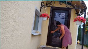 ЖИЗНЬ В СЕЛЕ:часть2/НАКОРМИЛА СОСЕДСКИХ КУРЕЙ ОГУРЦАМИ/ ЗАКРУТИЛА ОГУРЦЫ/