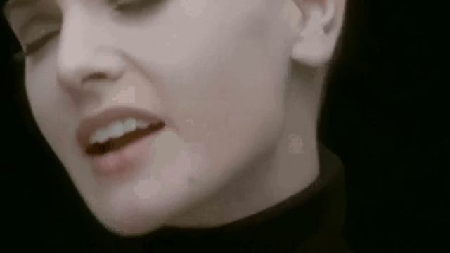 Sinéad O Connor - Nothing Compares 2U (1990) смотреть онлайн