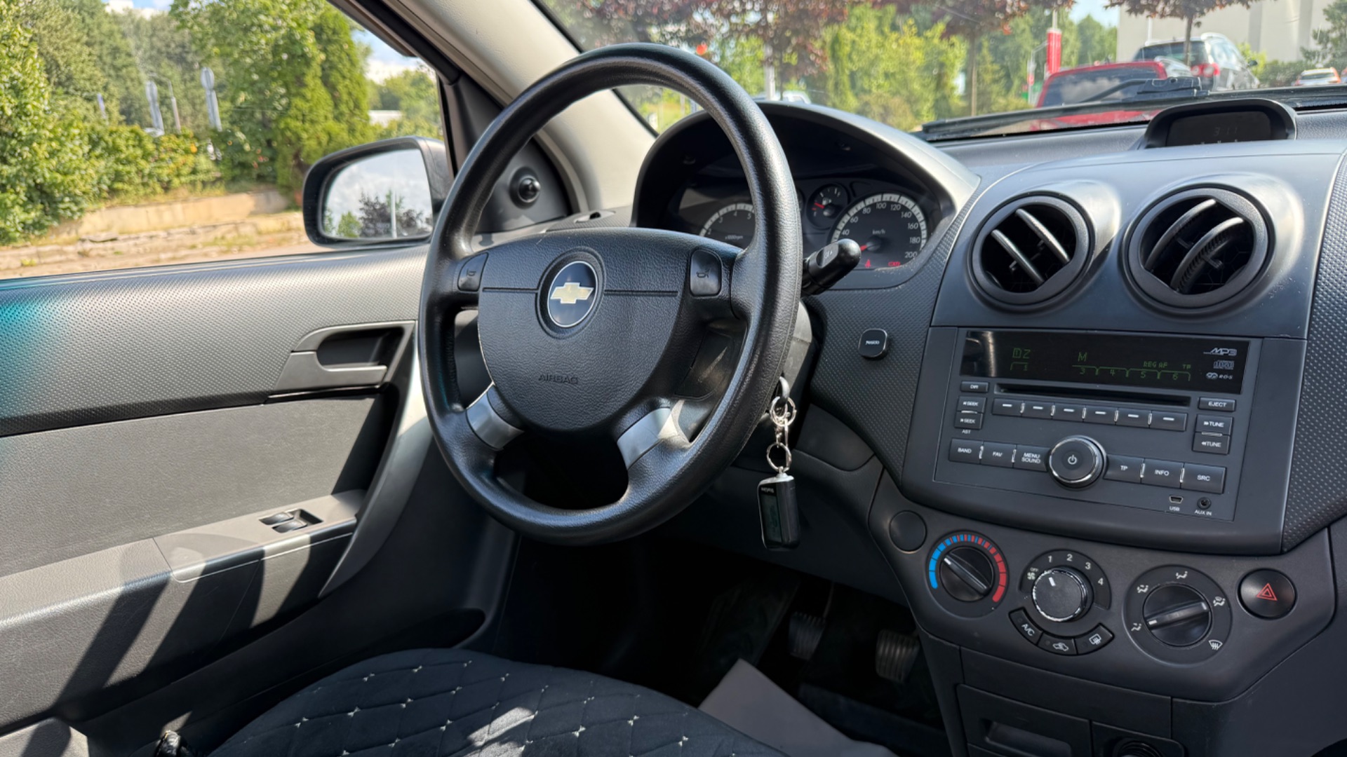 Chevrolet Aveo 1.4MT 2011 смотреть онлайн