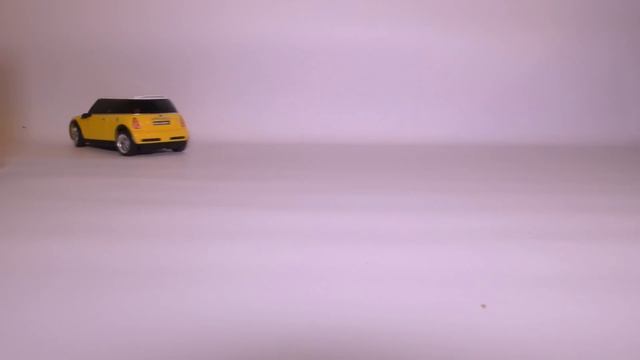 ★ Мини Купер - Машинка на Радиоуправлении. Распаковка. Mini Сooper Unpacking Toy смотреть онлайн
