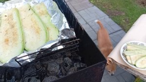 Кабачки на гриле готовлю с чёрным перцем и капелькой масла