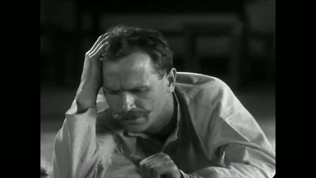Поёт Василий Иванович и Петька! Фрагменты из фильма "Чапаев". 1934 г. смотреть онлайн