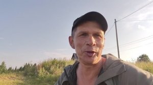 Обещали дождь, но не угодали. Будни Олега