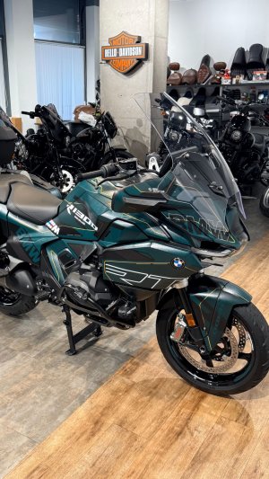 + 2025 BMW R1200RT Options 719 Custom 1,9K (VIN WB10***7489)